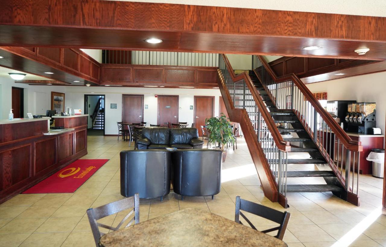 Econo Lodge Inn & Suites Киърни Екстериор снимка