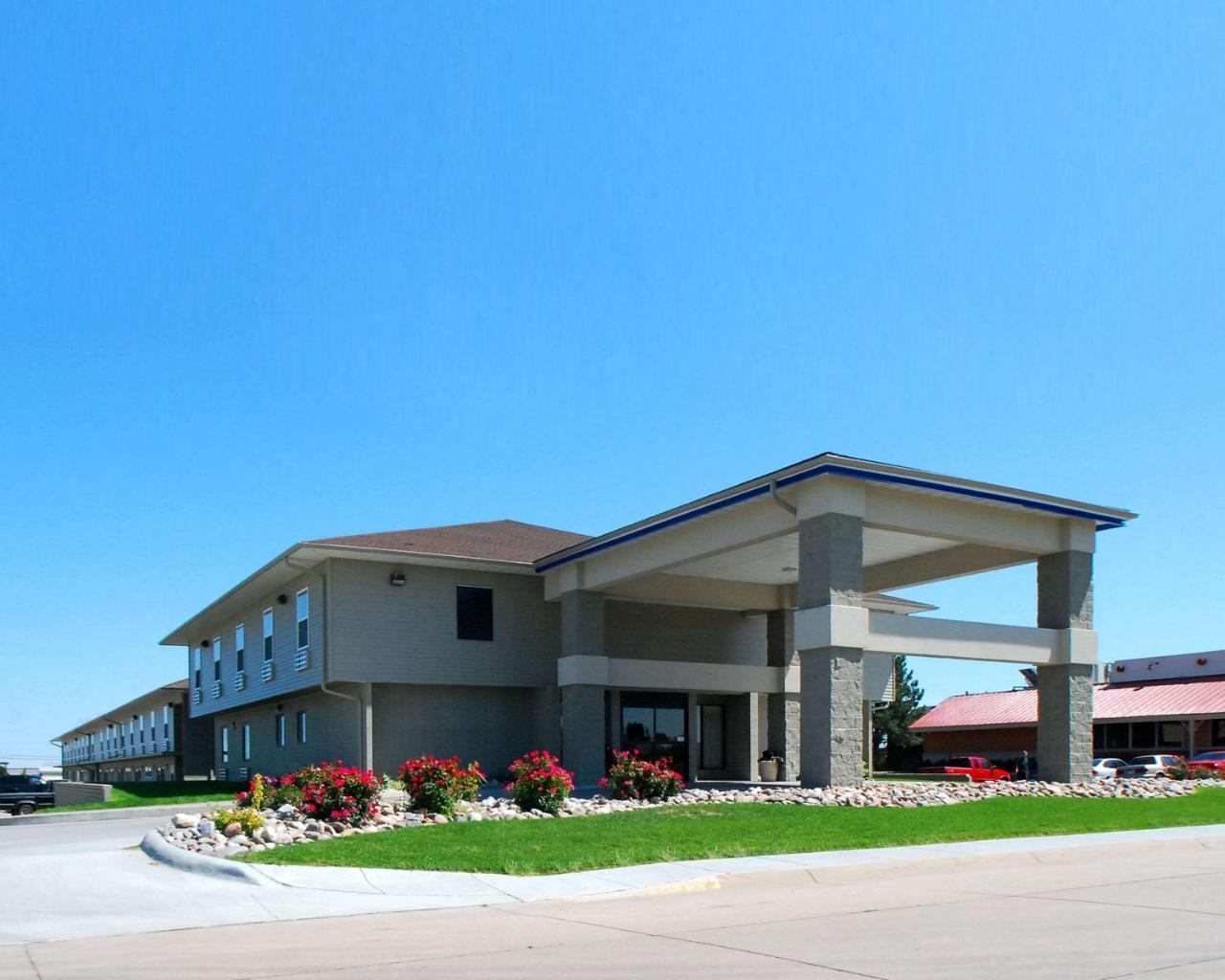 Econo Lodge Inn & Suites Киърни Екстериор снимка